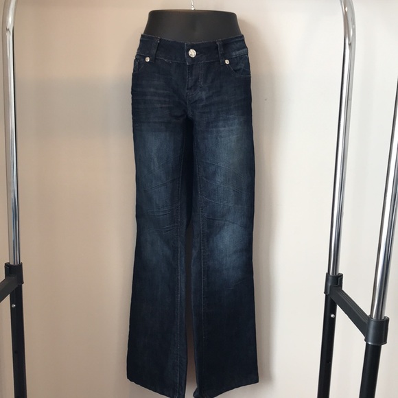 Buffalo David bottom Joan low rise denim. Stretch fair. Sexy dark wash. - Picture 5 of 11
